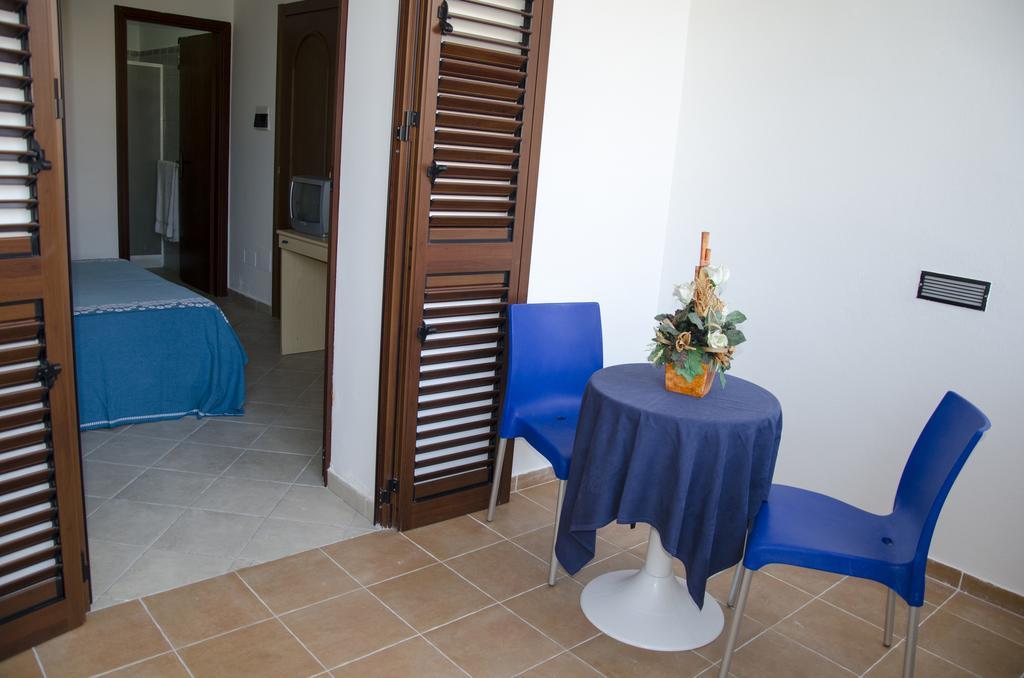 Lampedusa Hotel Pokoj fotografie